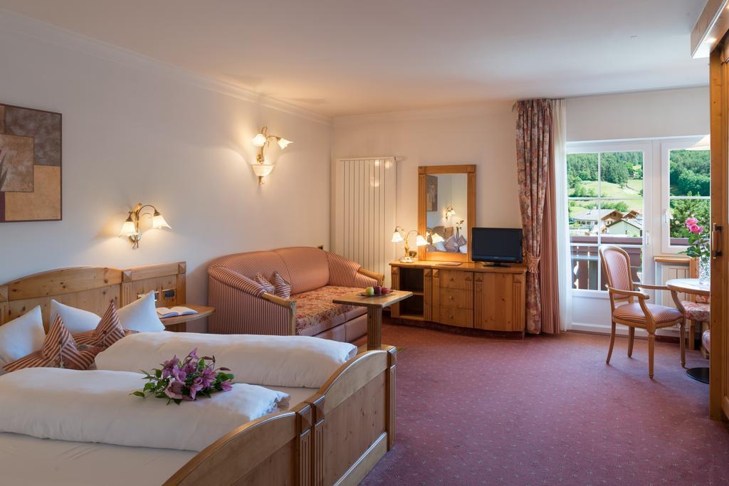 Hotel Zum Wolf Castelrotto Værelse billede