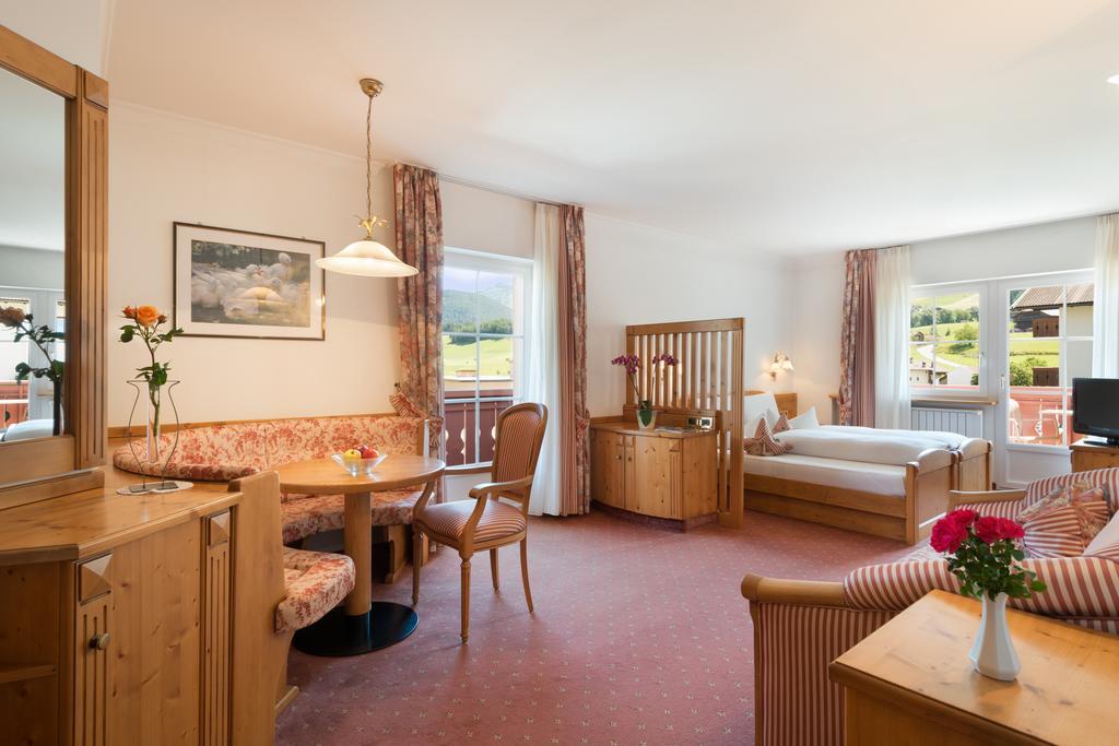Hotel Zum Wolf Castelrotto Værelse billede